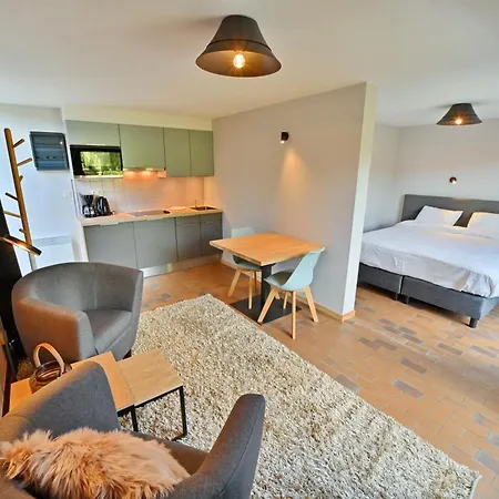 Demoiselle Apartament *